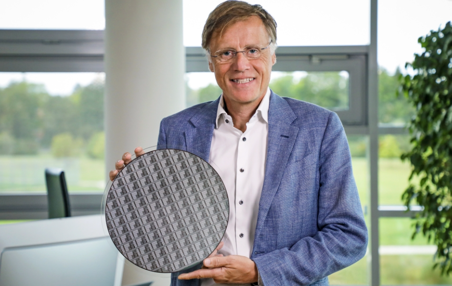 Infineon onthult 's werelds eerste 300 mm Power GaN-wafer