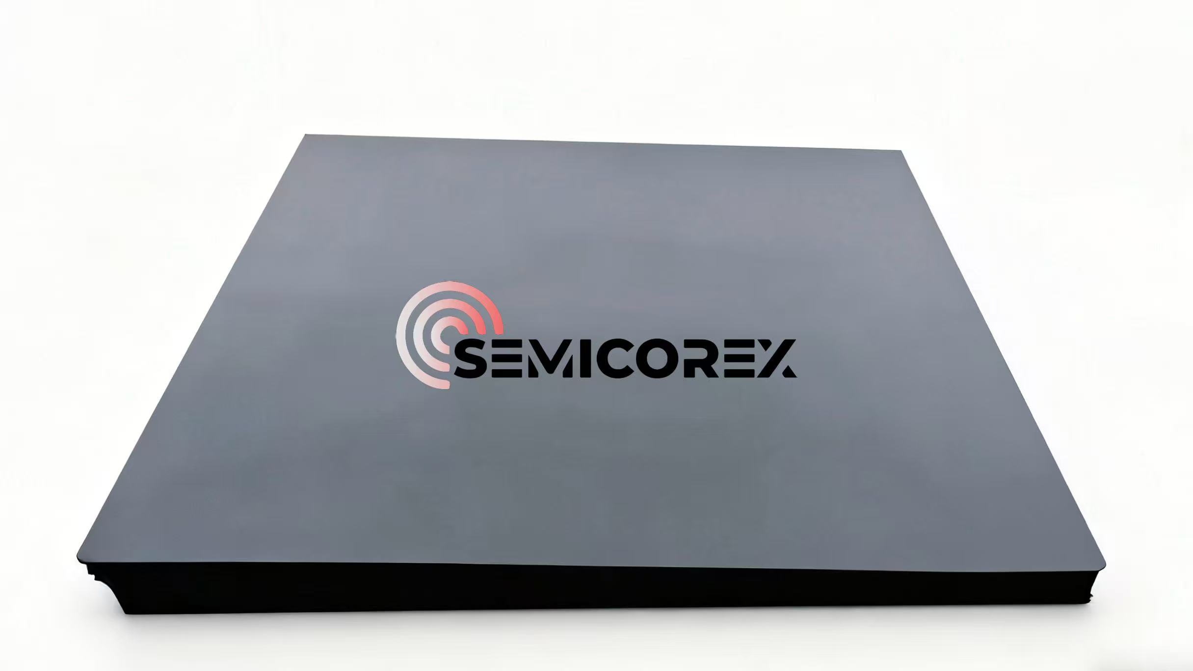 Wat zijn de kenmerken van zwart aluminiumoxide-keramiek