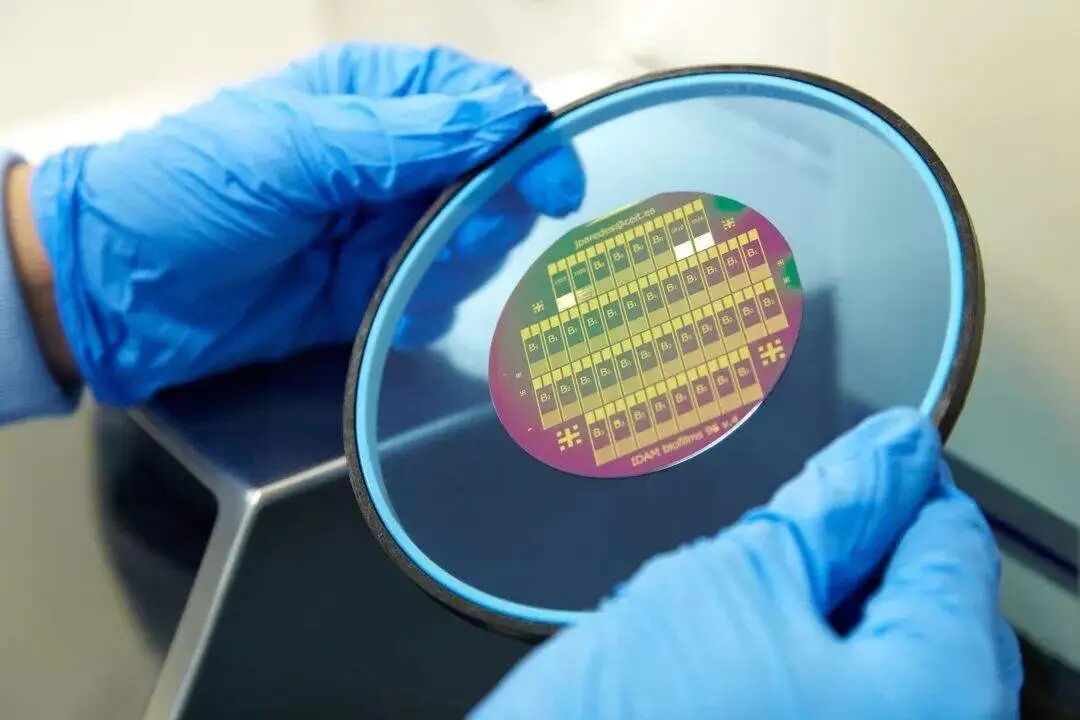 Wat is waferbonding-technologie?